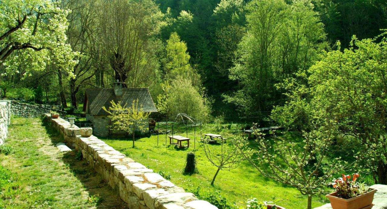 La Grange De Brudour Hotel Aspres-les-Corps Exterior foto